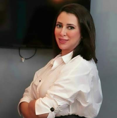 Dr. Imane Oukheir, pédopsychiatre et psychothérapeute Dr. Imane Oukheir, pédopsychiatre et psychothérapeute