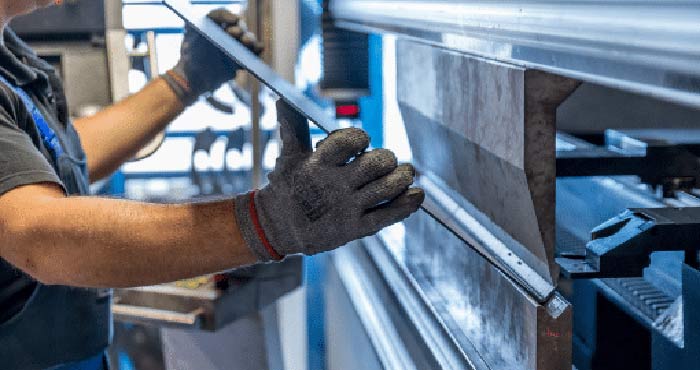 L’IPIEM hors raffinage recule pour le deuxième trimestre consécutif