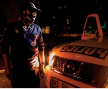 Coronavirus: Tolérance zéro dans les rues de Johannesburg sous couvre-feu