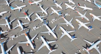 Les avions cloués au sol