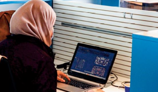 En Libye, le “ coworking ” attire des jeunes en mal de connexion