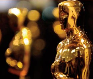 Malgré la Covid-19, les Oscars seront remis en mains propres et en tenue de soirée