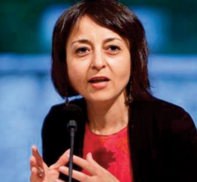 La romancière Iman Mersal récompensée par un prix émirati