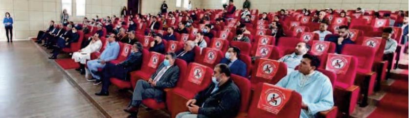 La lutte contre les inégalités dans le système éducatif passe par l'égalité des chances qui permettrait à tous les enfants du peuple marocain d'obtenir les mêmes outils de la connaissance et de la pensée rationnelle et critique