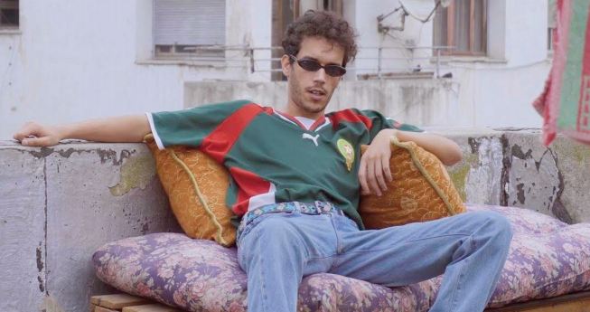 Le rappeur Issam dévoile son premier Album “Crystal” Le rappeur Issam dévoile son premier Album “Crystal”