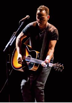 Bruce Sprinsgsteen va sortir des duos avec The Killers et John Mellencamp Bruce Sprinsgsteen va sortir des duos avec The Killers et John Mellencamp