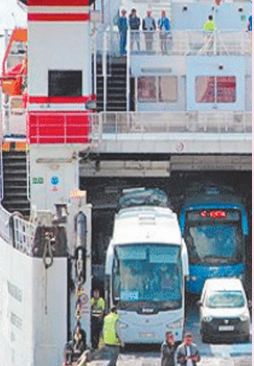 Affrètement de deux night ferry de 2.000 passagers et 500 voitures chacun
