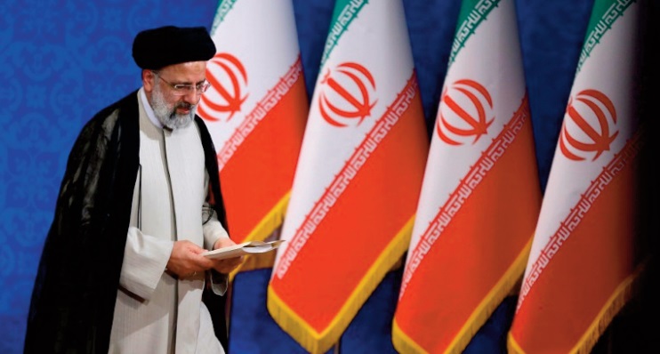 L' ultraconservateur Ebrahim Raïssi intronisé président de l’Iran