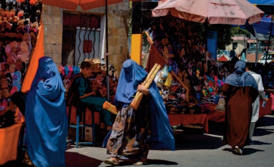 L'ONU prévient les talibans que le traitement des femmes est une “ligne rouge ”