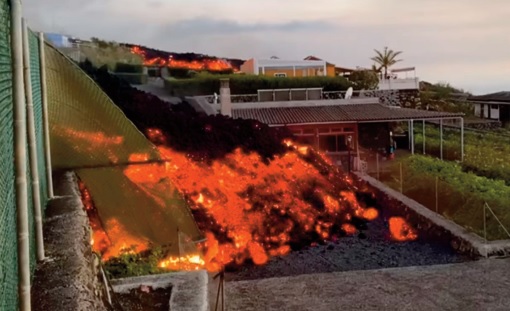 Eruption du volcan Cumbre Vieja aux Canaries