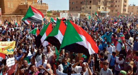Trois manifestants tués lors de protestations contre le putsch au Soudan