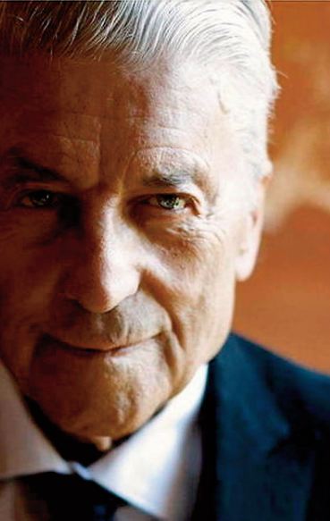 Nino Cerruti: Le pape de l’élégance masculine Nino Cerruti: Le pape de l’élégance masculine