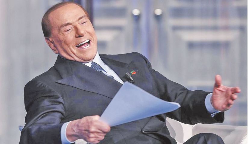 Silvio Berlusconi: “Il Cavaliere ” désarçonné Silvio Berlusconi: “Il Cavaliere ” désarçonné