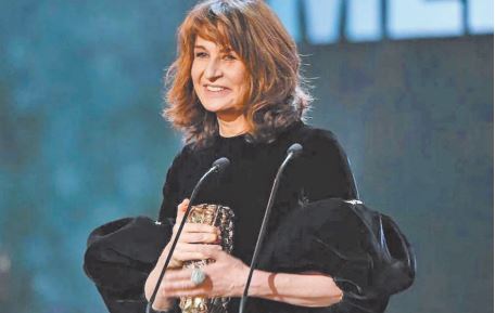 Valérie Lemercier remporte le César de la meilleure actrice pour Aline