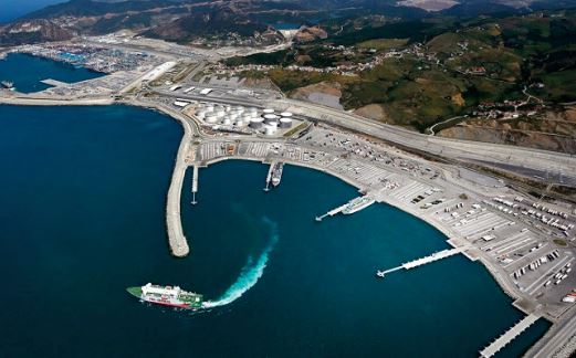 Collision entre une vedette et un ferry près du port Tanger Med
