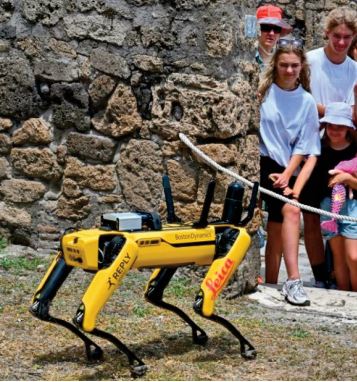 Spot, le drôle de chien-robot qui surveille les ruines de Pompéi