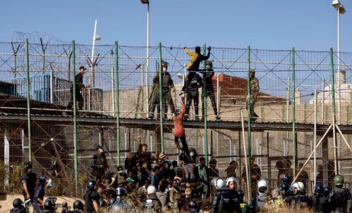 Graves débordements au seuil de Mellilia: Pas de solution à l’horizon tant que la loi sur l’ asile ne voit pas le jour