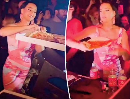 La pizza de Katy Perry jetée en l’ air qui déchaîne les fans !