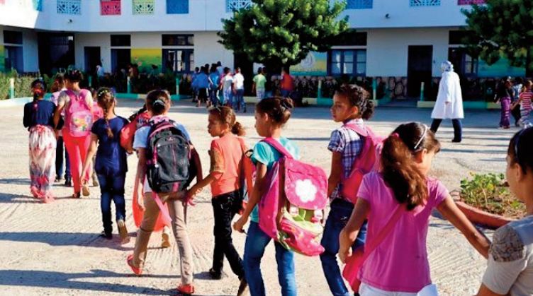Les apprenants découvrent ou retrouvent les bancs de l’école Les apprenants découvrent ou retrouvent les bancs de l’école