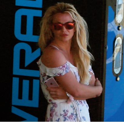 Britney Spears dément avoir critiqué le physique de Christina Aguilera