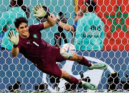 Yassine Bounou parmi les trois finalistes pour le prix du meilleur gardien de but Yassine Bounou parmi les trois finalistes pour le prix du meilleur gardien de but