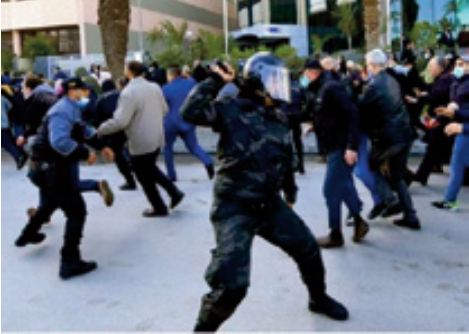 Amnesty International préoccupée par les arrestations d'opposants politiques en Tunisie          