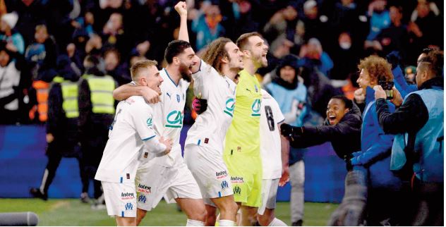 Ligue 1 : Marseille peut confirmer, Paris veut s'échapper