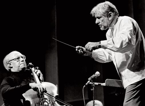 La famille du compositeur Leonard Bernstein défend Bradley Cooper