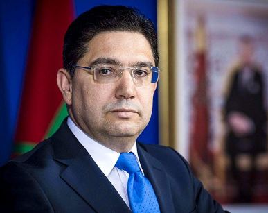 La situation arabe complexe ne peut être transcendée sans un engagement effectif en faveur des principes de respect du bon voisinage, de la souveraineté nationale et de l'intégrité territoriale des États