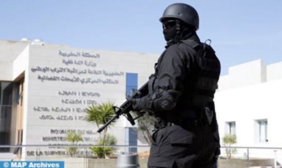 Interpellation de quatre individus pour leur implication présumée dans la préparation de dangereux projets terroristes