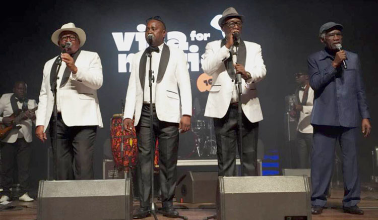 Eblouissante prestation du mythique groupe Les Bantous de la Capitale à Rabat
