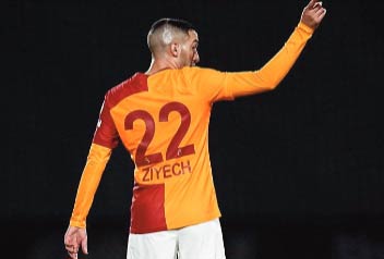 Hakim Ziyech de nouveau buteur