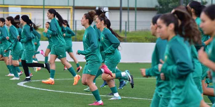 La sélection marocaine féminine U20 en stage