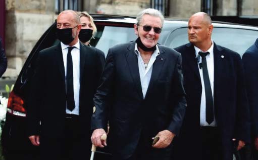 Une mesure "excessive", pour l'avocat de sa fille Anouchka Une mesure "excessive", pour l'avocat de sa fille Anouchka