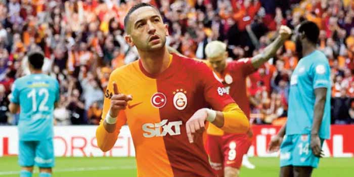 Hakim Ziyech auteur d'un doublé contre Sivasspor