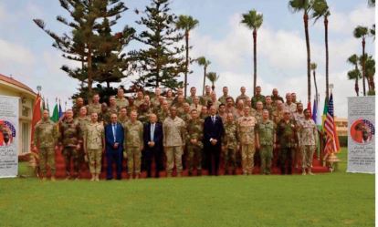 Remise de Wissams Royaux à des responsables militaires américains