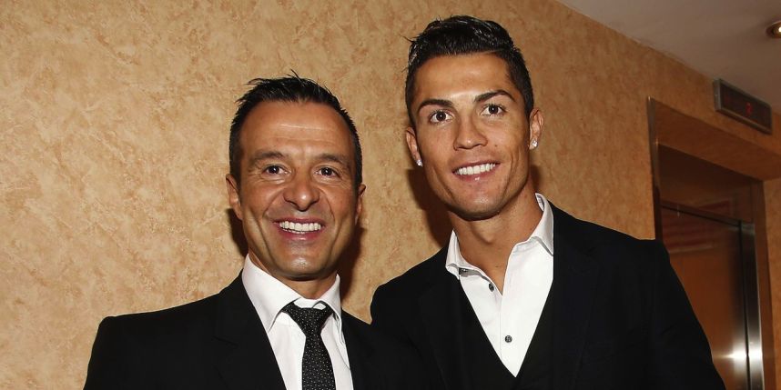 Cristiano Ronaldo offre une île grecque à son agent Cristiano Ronaldo offre une île grecque à son agent