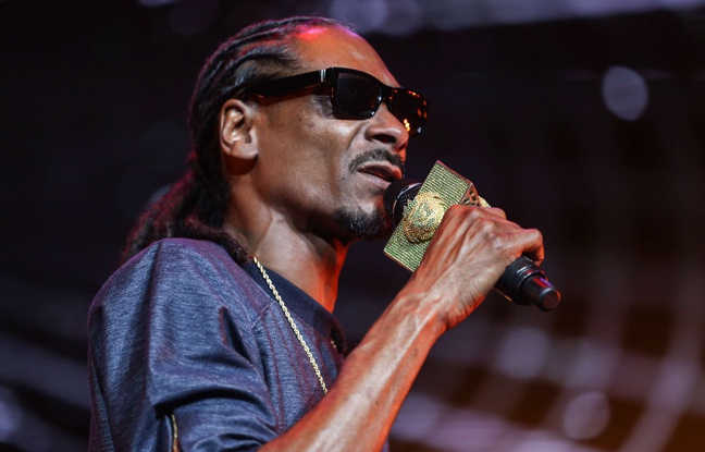 Snoop Dogg arrêté en Italie avec  plus de 400.000 dollars en espèces Snoop Dogg arrêté en Italie avec  plus de 400.000 dollars en espèces