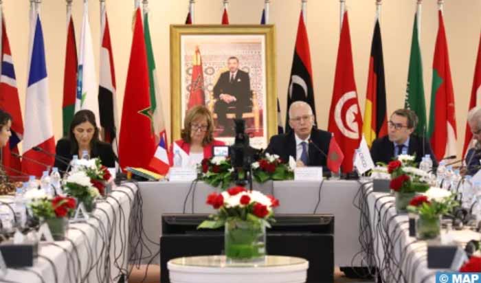 Débat sur le renforcement de la bonne gouvernance dans le monde des affaires Débat sur le renforcement de la bonne gouvernance dans le monde des affaires