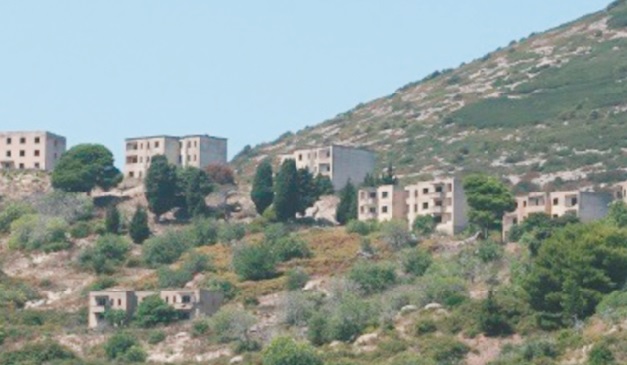 Sazan, une île-bunker de l'Albanie communiste ouverte aux touristes