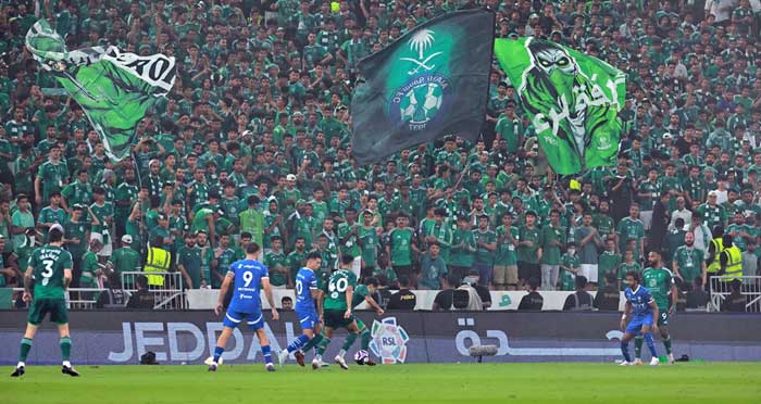 Après une année faste, le football saoudien lève le pied sur les transferts Après une année faste, le football saoudien lève le pied sur les transferts