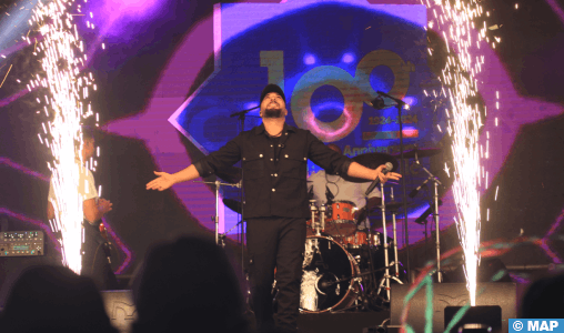 La place Jemaa el-Fna célèbre les 100 Ans du Jardin Majorelle avec un concert éblouissant La place Jemaa el-Fna célèbre les 100 Ans du Jardin Majorelle avec un concert éblouissant