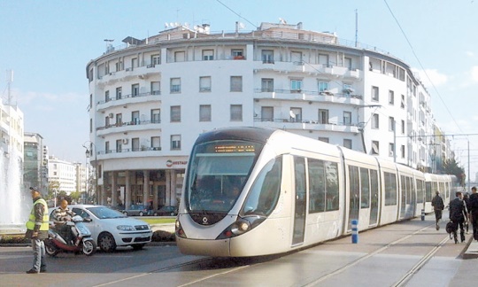Rencontre de sensibilisation à Salé sur “Le Maroc: opportunité unique d'investissement” Rencontre de sensibilisation à Salé sur “Le Maroc: opportunité unique d'investissement”