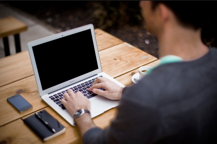 Les géants d'Internet protègent mal la vie privée et les données