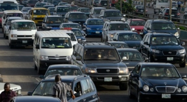 Lagos: aux embouteillages s'ajoute la crainte des attaques à main armée