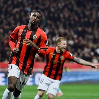 Ligue 1 : L'OM tombe à Nice, Brest se prépare avant le Real, Lyon stagne Ligue 1 : L'OM tombe à Nice, Brest se prépare avant le Real, Lyon stagne