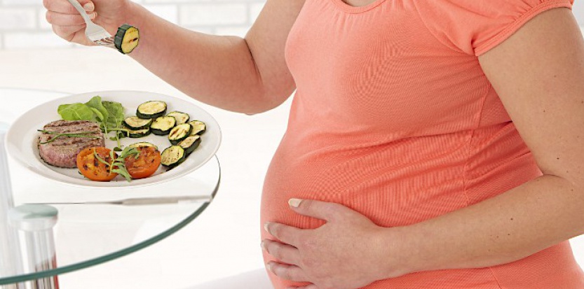 Prendre du poids entre deux grossesses augmenterait le risque de décès du bébé