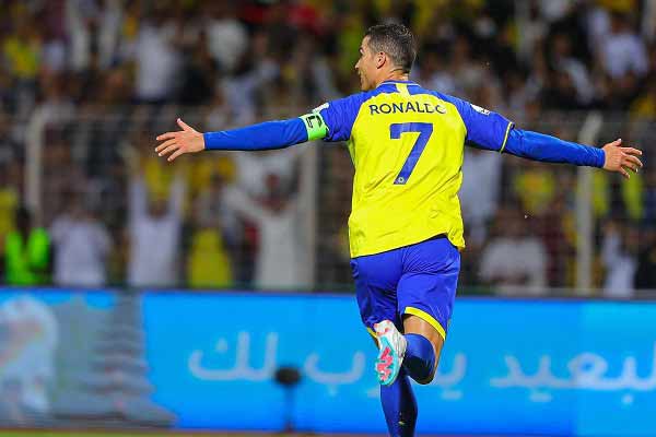 Ronaldo rempile avec Al-Nassr Ronaldo rempile avec Al-Nassr