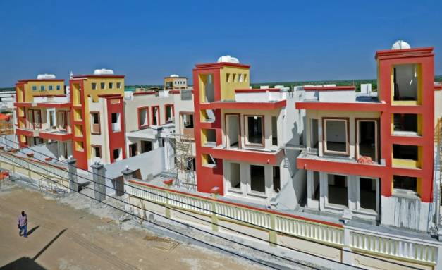 A Mogadiscio, les premiers projets immobiliers naissent des ruines de la guerre A Mogadiscio, les premiers projets immobiliers naissent des ruines de la guerre