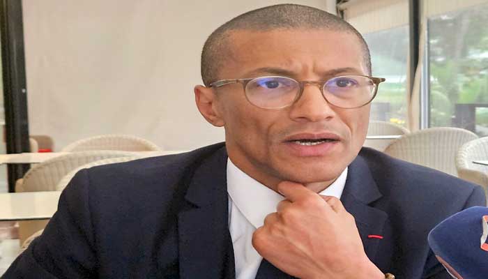 Karim Bouamrane : Une nouvelle espèce est en train de naître : la nôtre. Un nouveau type de citoyen : connecté, politisé autrement, plus transversal